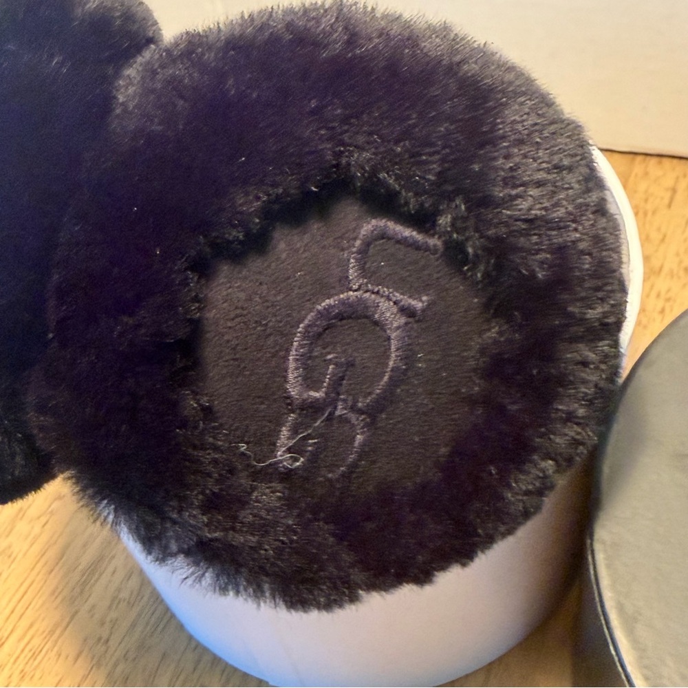 NWT UGG Shearling and Leather Monogram Suede Black Earmuffs - Picture 6 of 16